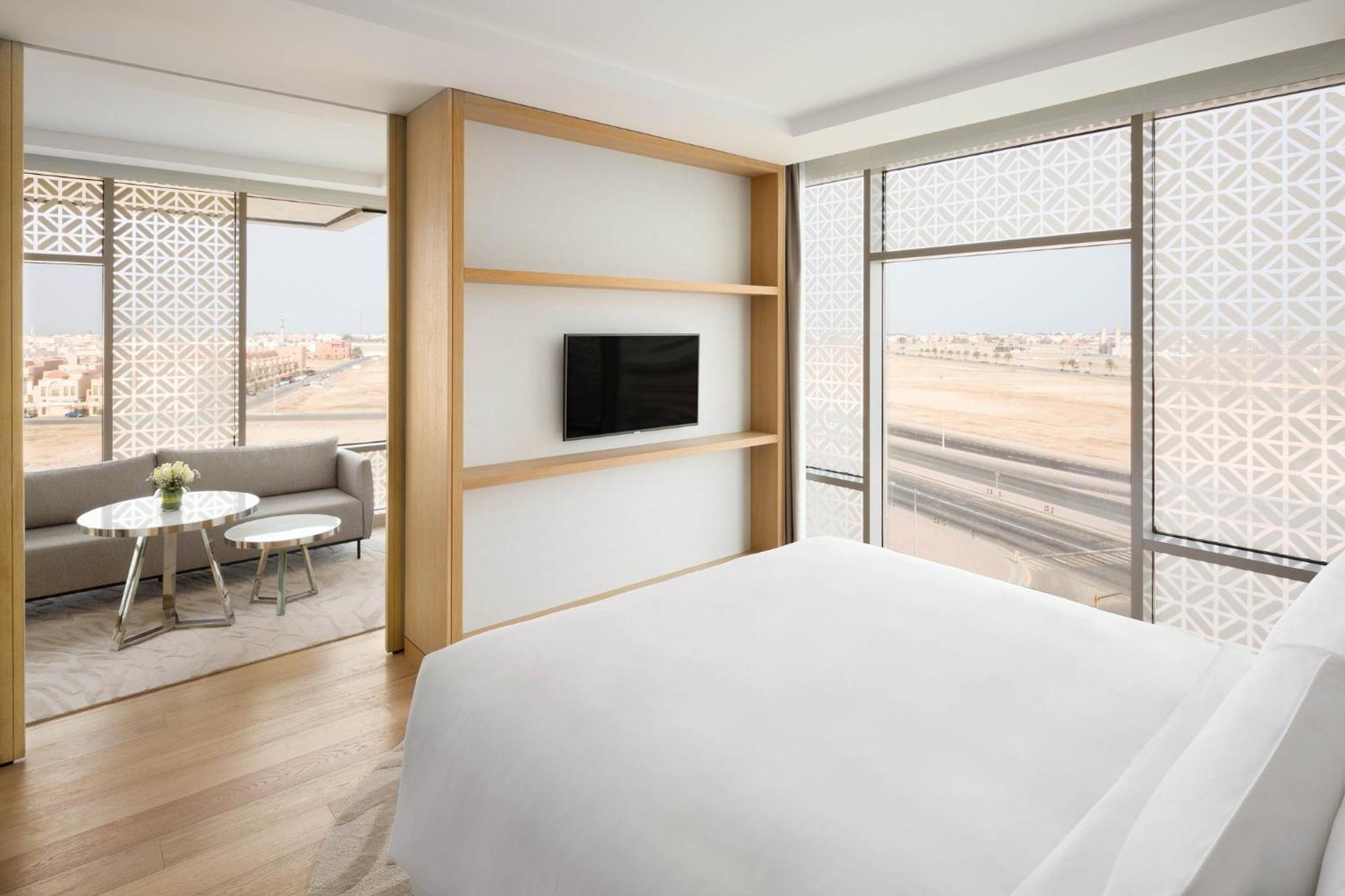 Hotel Crowne Plaza - Al Salam By Ihg *